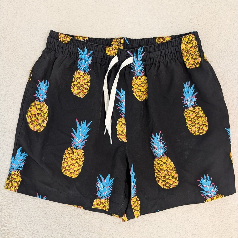 Chubbies Classic Swim Trunks Shorts Mens Sm 26x5"‎  Pineapple AOP Black